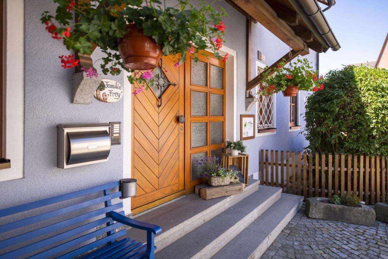 Pension Ferienwohnungen Frey Tännesberg Exterior foto